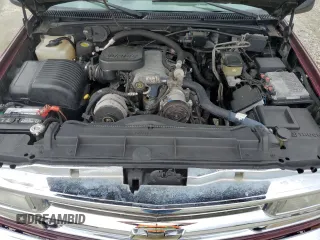 1996 Chevrolet Silverado 3500 z VIN 1GCHC33J4TF013660, wystawiony jako Copart lot #49332785 z przebiegiem 104 424 mil mil oraz Czysty tytuł • Clean title. Historia ofert i sprzedaży dostępna na DreamBid. Obrazek 11.