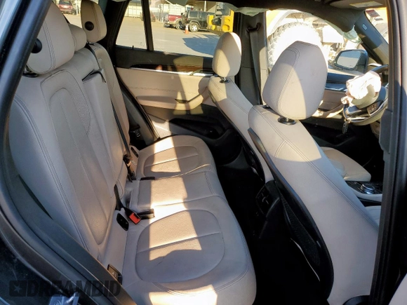 2019 BMW X1 xDrive28i with VIN WBXHT3C51K3H34687, listed as a Copart auction lot 50135845 with 59,549 mi miles and Salvage Title. Bid and sale history available at carsss.com. Image 11.