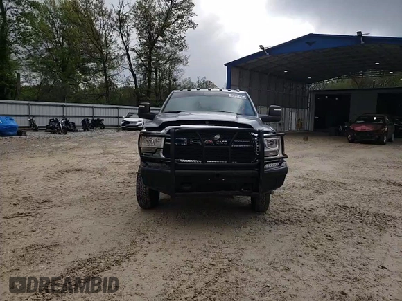 2023 Ram 3500 Tradesman z VIN 3C63RRGL6PG578706, wystawiony jako Copart lot #50226105 z przebiegiem 38 289 mil mil oraz Szkoda całkowita • Salvage title. Historia ofert i sprzedaży dostępna na DreamBid. Obrazek 13.
