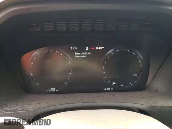 2016 Volvo XC90 T6 Inscription с VIN YV4A22PL2G1018169, выставлен на аукционе Copart как лот 54058335 с пробегом 110 966 миль миль и Списание • Salvage title. История ставок и продаж доступна на DreamBid. Изображение 9.