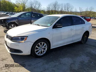 2011 Volkswagen Jetta SE с VIN 3VWDZ7AJXBM367489, выставлен на аукционе Copart как лот 54929605 с пробегом 147 669 миль миль и Чистый • Clean title. История ставок и продаж доступна на DreamBid. Изображение 1.