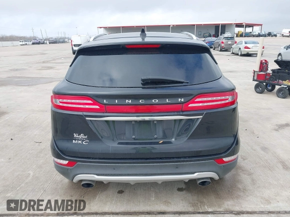 2019 Lincoln MKC Select with VIN 5LMCJ2C99KUL52725, listed as a IAAI auction lot 41512726 with 119,422 mi miles and . Bid and sale history available at DreamBid. Image 16.