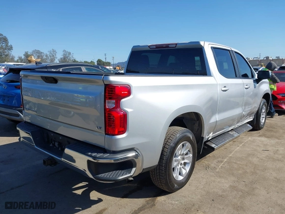 2019 Chevrolet Silverado 1500 LT with VIN 3GCPWCED9KG288268, listed as a IAAI auction lot 41860439 with 61,954 mi miles. Bid and sale history available at carsss.com. Image 4.