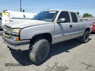 2005 Chevrolet Silverado 1500 LS with VIN 1GCEC19T05Z181412, listed as a Copart auction lot 64500435 with 230,432 mi miles and Salvage title. Bid and sale history available at DreamBid. Image 1.
