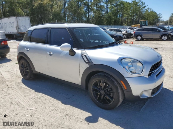 2015 MINI Cooper Countryman S with VIN WMWZC3C58FWT06471, listed as a Copart auction lot 48332315 with 101,963 mi miles and Clean Title. Bid and sale history available at carsss.com. Image 4.