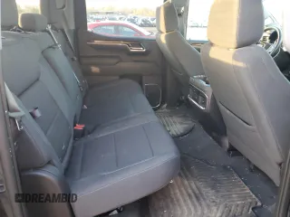 2022 GMC Sierra 1500 Elevation z VIN 3GTUUCET7NG560885, wystawiony jako Copart lot #79441394 z przebiegiem 43 742 mil mil oraz Szkoda całkowita • Salvage title. Historia ofert i sprzedaży dostępna na DreamBid. Obrazek 10.