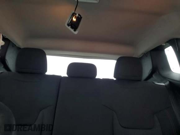 2015 Jeep Renegade Trailhawk with VIN ZACCJBCT8FPC18217, listed as a Copart auction lot 56537685 with 101,489 mi miles and Clean title. Bid and sale history available at DreamBid. Image 10.