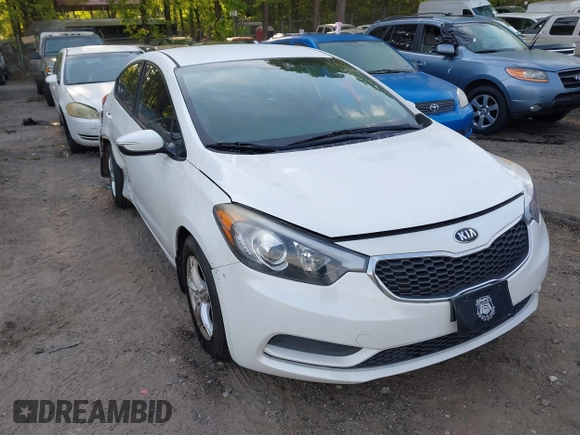 2016 Kia Forte LX with VIN KNAFX4A60G5552205, listed as a IAAI auction lot 42065506 with 212,122 mi miles. Bid and sale history available at carsss.com. Image 1.