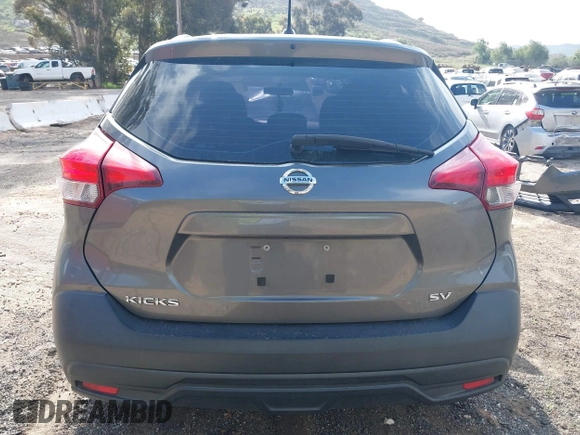 2019 Nissan Kicks SR with VIN 3N1CP5CU9KL483310, listed as a IAAI auction lot 41885087 with 128,055 mi miles. Bid and sale history available at carsss.com. Image 17.