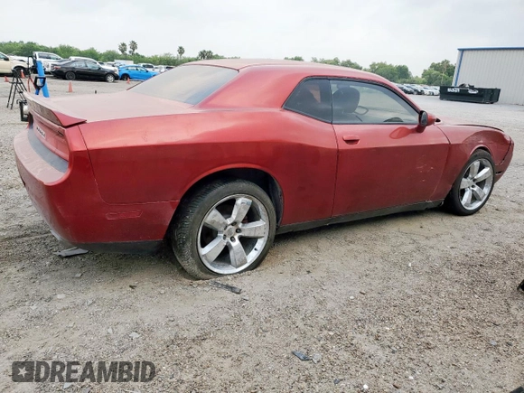 2013 Dodge Challenger SXT z VIN 2C3CDYAG3DH645792, wystawiony jako Copart lot #57351105 z przebiegiem 170 572 mil mil oraz Szkoda całkowita • Salvage title. Historia ofert i sprzedaży dostępna na DreamBid. Obrazek 3.