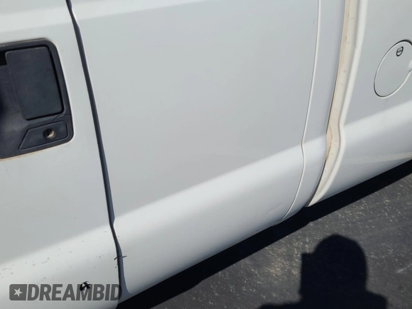 2001 Ford F-250 XL with VIN 1FTNX20L41EC24738, listed as a IAAI auction lot 42774162 with 132,911 mi miles and . Bid and sale history available at DreamBid. Image 12.