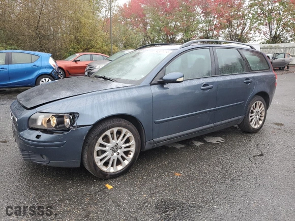 2005 Volvo V50 with VIN YV1MJ682X52080386, listed as a Copart auction lot 74557414 with 141,588 mi miles and Salvage Title. Bid and sale history available at carsss.com. Image 1.