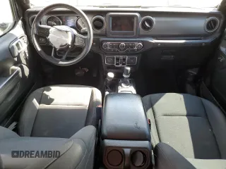 2022 Jeep Wrangler Unlimited Willys with VIN 1C4HJXDMXNW254583, listed as a Copart auction lot 70820684 with 42,931 mi miles and Salvage Title. Bid and sale history available at DreamBid. Image 8.