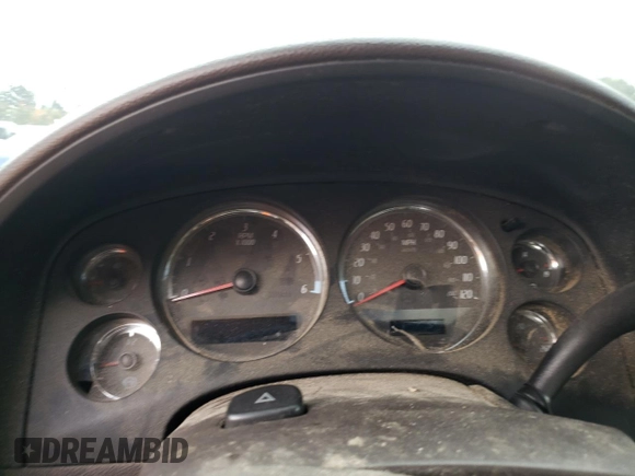 2007 GMC Sierra Denali z VIN 2GTEK638971651761, wystawiony jako Copart lot #73001574 z przebiegiem Nie podano mil oraz Nie do naprawy. Historia ofert i sprzedaży dostępna na DreamBid. Obrazek 9.