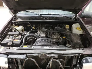 1997 Jeep Grand Cherokee Laredo with VIN 1J4GZ58S6VC573007, listed as a Copart auction lot 42728355 with 164,269 mi miles and Salvage Title. Bid and sale history available at carsss.com. Image 12.