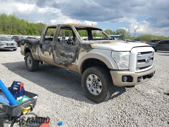 2011 Ford F-250 XL z VIN 1FT7W2BT7BEB36258, wystawiony jako Copart lot #52615025 z przebiegiem Nie podano mil oraz Nie do naprawy • Non repairable. Historia ofert i sprzedaży dostępna na DreamBid. Obrazek 4.