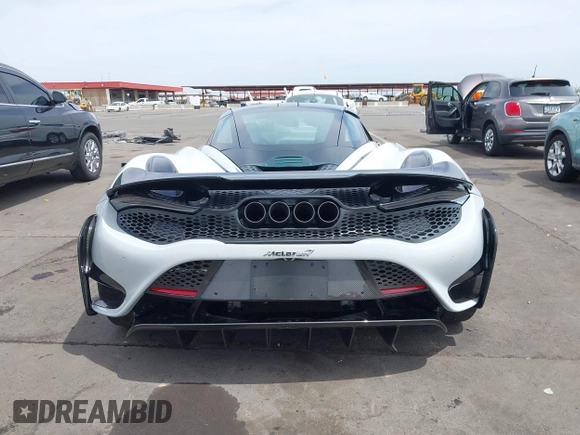 2021 McLaren 765LT z VIN SBM14RCA3MW765344, wystawiony jako IAAI lot #40934179 z przebiegiem 10 900 mil mil oraz . Historia ofert i sprzedaży dostępna na DreamBid. Obrazek 17.