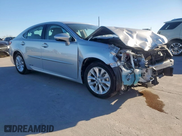 2013 Lexus ES 300h Hybrid with VIN JTHBW1GG9D2012656, listed as a Copart auction lot 47980745 with 52,723 mi miles and Salvage Title. Bid and sale history available at carsss.com. Image 4.