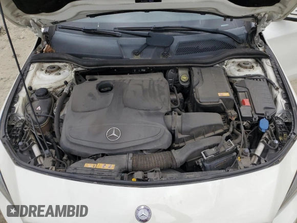 2015 Mercedes-Benz CLA 250 z VIN WDDSJ4GBXFN228268, wystawiony jako Copart lot #52545335 z przebiegiem 138 247 mil mil oraz Szkoda całkowita • Salvage title. Historia ofert i sprzedaży dostępna na DreamBid. Obrazek 12.