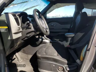 2018 Kia Soul + with VIN KNDJP3A50J7569533, listed as a Copart auction lot 46692825 with 93,506 mi miles and Salvage Title. Bid and sale history available at carsss.com. Image 7.