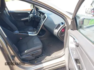 2011 Volvo XC60 3.2L with VIN YV4940DZ3B2181569, listed as a IAAI auction lot 42741964 with 220,184 mi miles and . Bid and sale history available at DreamBid. Image 5.