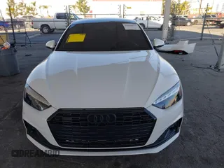 2023 Audi A5 Sportback Premium z VIN WAUABCF5XPA056452, wystawiony jako IAAI lot #41644537 z przebiegiem 14 918 mil mil oraz . Historia ofert i sprzedaży dostępna na DreamBid. Obrazek 13.