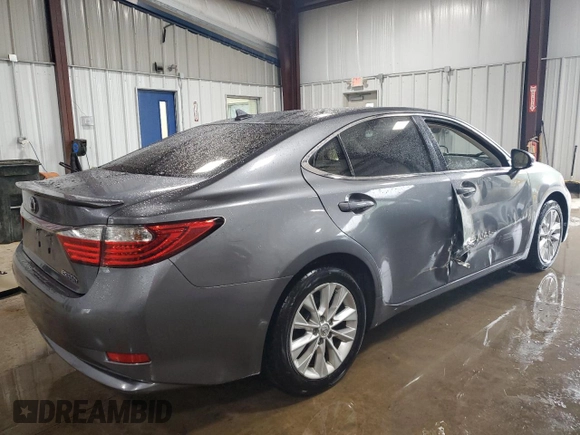 2013 Lexus ES 300h with VIN JTHBW1GG5D2002237, listed as a Copart auction lot 58184315 with 235,573 mi miles and Salvage title. Bid and sale history available at DreamBid. Image 3.