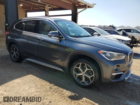 2016 BMW X1 xDrive28i with VIN WBXHT3C35G5E52949, listed as a Copart auction lot 48480215 with 100,228 mi miles and Clean Title. Bid and sale history available at carsss.com. Image 4.