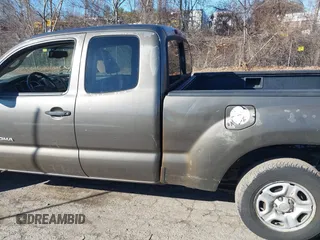 2009 Toyota Tacoma with VIN 5TETX22N59Z594496, listed as a IAAI auction lot 41481756 with 222,889 mi miles and . Bid and sale history available at DreamBid. Image 14.