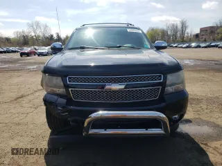 2011 Chevrolet Avalanche LT with VIN 3GNTKFE31BG162335, listed as a Copart auction lot 54006025 with Not provided miles and Salvage title. Bid and sale history available at DreamBid. Image 5.