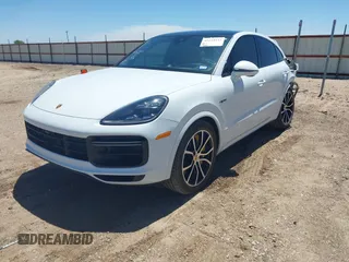 2020 Porsche Cayenne z VIN WP1BH2AY9LDA68083, wystawiony jako IAAI lot #42114933 z przebiegiem 16 850 mil mil oraz . Historia ofert i sprzedaży dostępna na DreamBid. Obrazek 2.