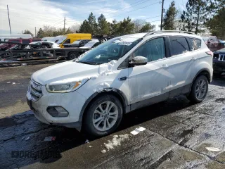 2017 Ford Escape SE with VIN 1FMCU9G96HUA26290, listed as a Copart auction lot 44942075 with 64,352 mi miles and Salvage Title. Bid and sale history available at carsss.com. Image 1.
