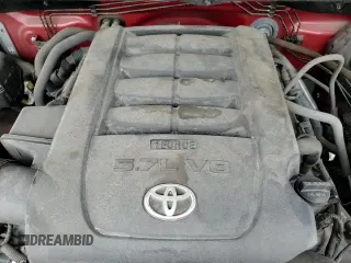 2018 Toyota Tundra SR5 with VIN 5TFEY5F12JX230739, listed as a Copart auction lot 63687505 with 43,348 mi miles and Salvage title. Bid and sale history available at DreamBid. Image 14.