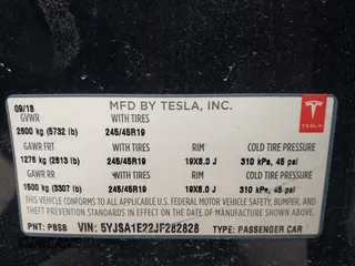 2018 Tesla Model S 75D with VIN 5YJSA1E22JF282828, listed as a IAAI auction lot 41595543 with 72,571 mi miles and . Bid and sale history available at DreamBid. Image 9.