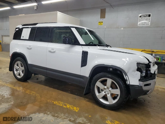 2024 Land Rover Defender S with VIN SALEJ7EX4R2283949, listed as a Copart auction lot 83841744 with 9,824 mi miles and Salvage Title. Bid and sale history available at carsss.com. Image 4.