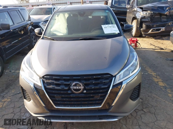2022 Nissan Kicks S with VIN 3N1CP5BV2NL475905, listed as a IAAI auction lot 41779782 with 44,400 mi miles and . Bid and sale history available at DreamBid. Image 12.