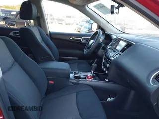 2017 Nissan Pathfinder SV with VIN 5N1DR2MM2HC653564, listed as a IAAI auction lot 40939356 with 176,168 mi miles. Bid and sale history available at carsss.com. Image 5.