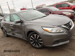 2018 Nissan Altima SR with VIN 1N4AL3AP1JC244271, listed as a IAAI auction lot 41828261 with 134,258 mi miles and . Bid and sale history available at carsss.com. Image 1.