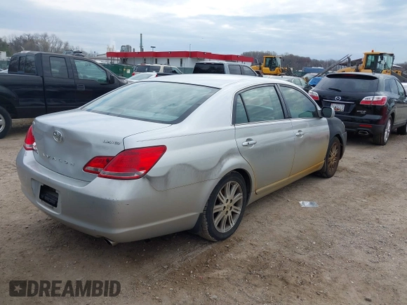 2007 Toyota Avalon XL with VIN 4T1BK36B57U174223, listed as a IAAI auction lot 41910541 with 220,304 mi miles. Bid and sale history available at carsss.com. Image 4.