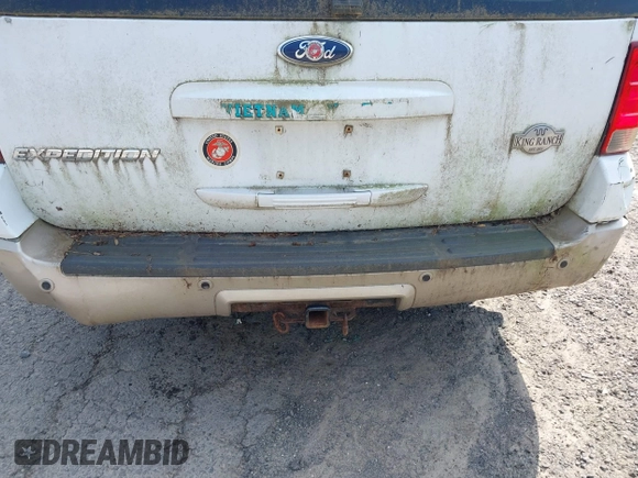 2006 Ford Expedition Eddie Bauer with VIN 1FMFU18516LA39641, listed as a IAAI auction lot 42833907 with 149,609 mi miles and . Bid and sale history available at DreamBid. Image 12.