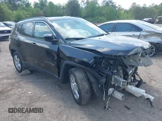 2022 Jeep Compass Latitude with VIN 3C4NJCBB4NT188549, listed as a IAAI auction lot 41954251 with Not provided miles and . Bid and sale history available at DreamBid. Image 1.