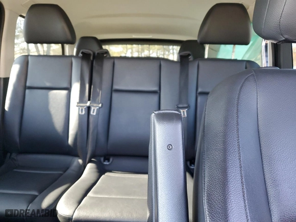 2016 Mercedes-Benz Metris Passenger Van with VIN WD4PG2EE1G3137683, listed as a Copart auction lot 52547405 with 0 mi miles and Salvage Title. Bid and sale history available at carsss.com. Image 10.