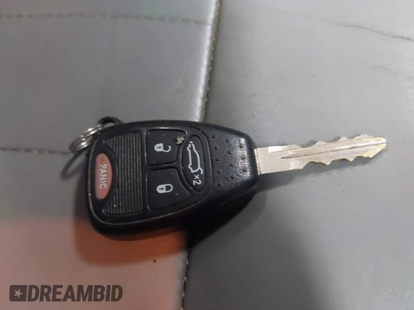 2005 Jeep Liberty Limited with VIN 1J4GL58525W610421, listed as a IAAI auction lot 42299334 with 177,613 mi miles and . Bid and sale history available at DreamBid. Image 11.