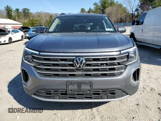 2024 Volkswagen Atlas SE with VIN 1V2HR2CA2RC536368, listed as a Copart auction lot 53490425 with 15,331 mi miles and Salvage title. Bid and sale history available at DreamBid. Image 5.