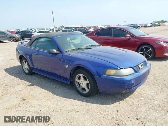 2004 Ford Mustang Deluxe with VIN 1FAFP44454F126387, listed as a IAAI auction lot 41948123 with 114,686 mi miles. Bid and sale history available at carsss.com. Image 1.