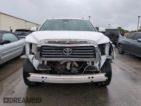 2018 Toyota Sequoia SR5 with VIN 5TDZY5G1XJS069711, listed as a Copart auction lot 74093274 with 97,817 mi miles and Salvage Title. Bid and sale history available at carsss.com. Image 5.