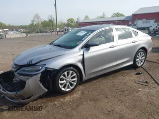 2015 Chrysler 200 C with VIN 1C3CCCCB2FN739826, listed as a IAAI auction lot 42080383 with 152,360 mi miles and . Bid and sale history available at DreamBid. Image 17.
