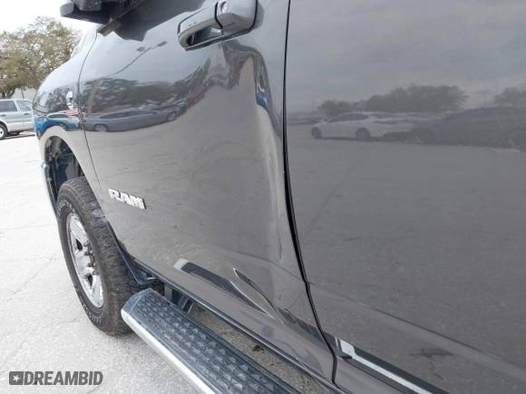 2020 Ram 2500 Big Horn with VIN 3C6UR5DL9LG159759, listed as a IAAI auction lot 41625645 with 125,595 mi miles. Bid and sale history available at carsss.com. Image 6.