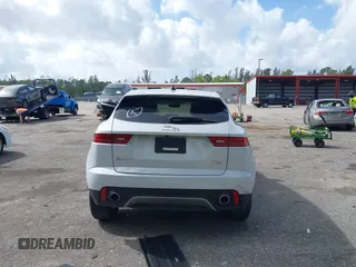 2020 Jaguar E-Pace z VIN SADFK2FX3L1Z76135, wystawiony jako IAAI lot #41942830 z przebiegiem 65 020 mil mil oraz . Historia ofert i sprzedaży dostępna na DreamBid. Obrazek 16.