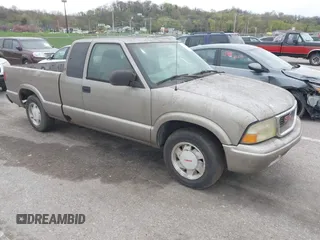 2003 GMC Sonoma SLS with VIN 1GTCS19X838182906, listed as a IAAI auction lot 41986178 with 0 mi miles. Bid and sale history available at carsss.com. Image 1.